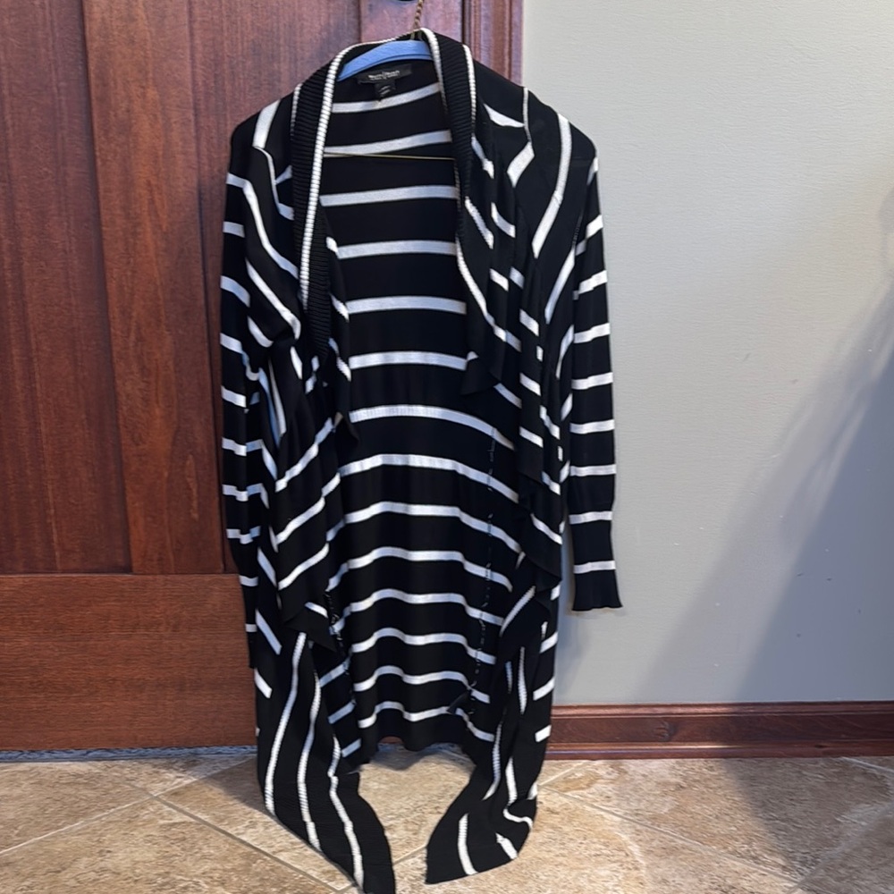 White House Black Market Striped Cardigan in Black and White